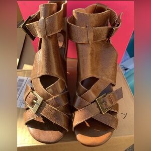 Gee WaWa Sadie Platform Sandal Leather 10m Anthropologie Unworn